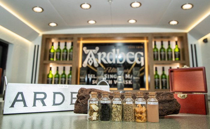 Experiential Marketing: Create Meaningful Brand Moments